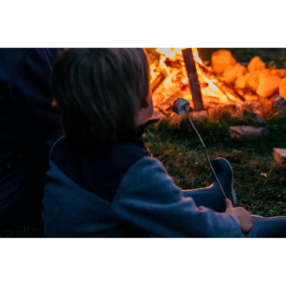 Wide steel fire ring