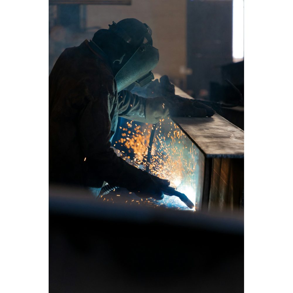 Industrial resistance welding machine